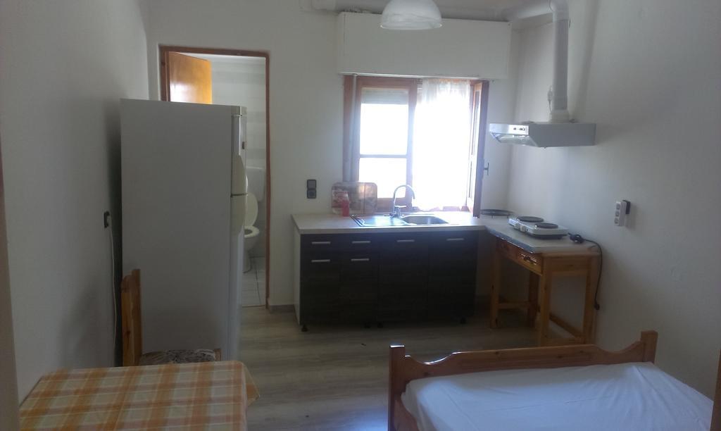 Virginia'S Rooms Plataria Kamer foto